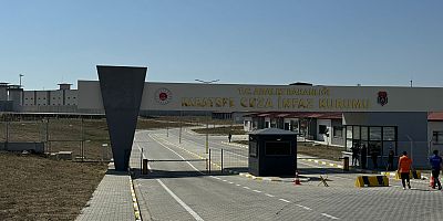 İNFAZ MEMURLARINA BIÇAKLI SALDIRI