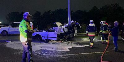 OTOMOBİL İKİYE BÖLÜNDÜ